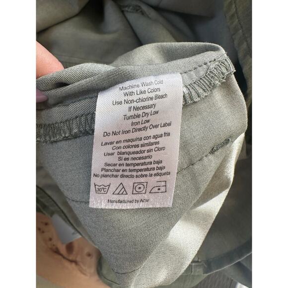 Adar Scrub Top Green V-Neck, Size L - Picture 5 of 5